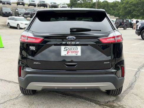 Used 2023 Ford Edge SEL w/ Convenience Package AWD/4WD image 6