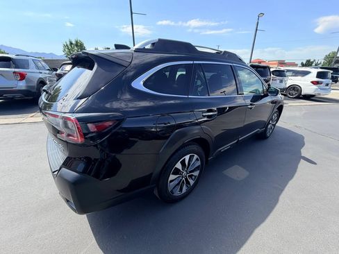 Used 2023 Subaru Outback Touring AWD/4WD image 4