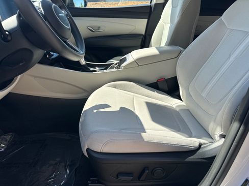 Used 2025 Hyundai Tucson SEL image 9