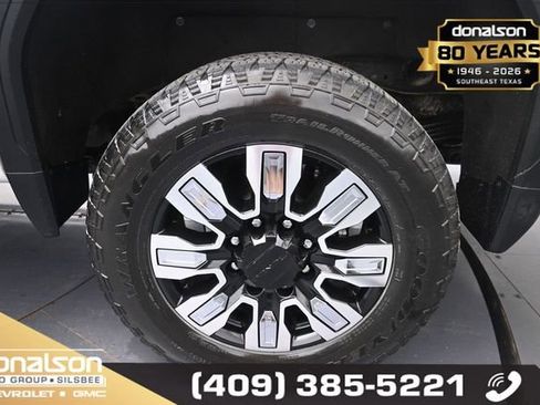 Used 2024 GMC Sierra 2500 Denali w/ Denali Reserve Package AWD/4WD image 12