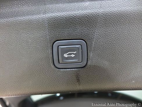Used 2023 Buick Enclave Essence w/ Experience Buick Package AWD/4WD image 30
