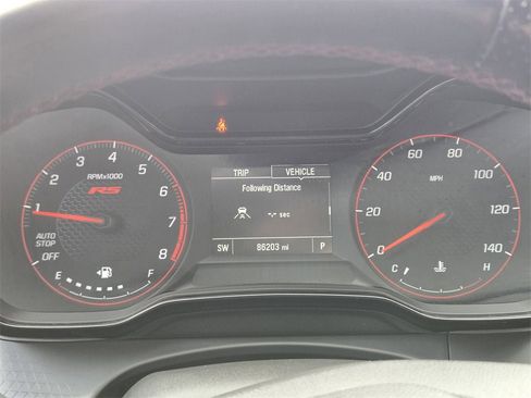 Used 2024 Chevrolet Trax RS w/ Sunroof Package image 9