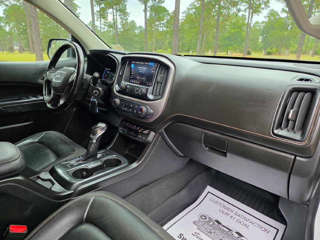 Used 2022 GMC Canyon AT4 w/ Trailering Package AWD/4WD image 24