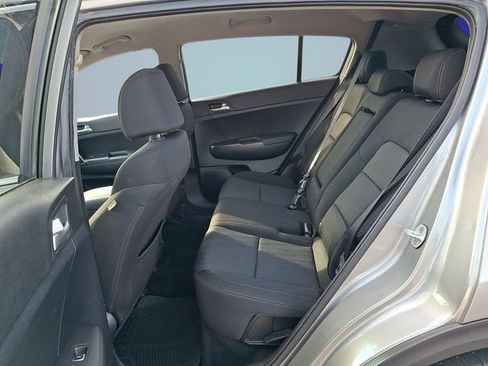 Used 2019 Kia Sportage LX FWD image 7