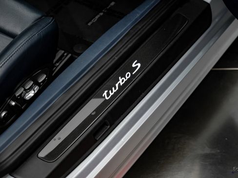 Used 2015 Porsche 911 Turbo S image 52