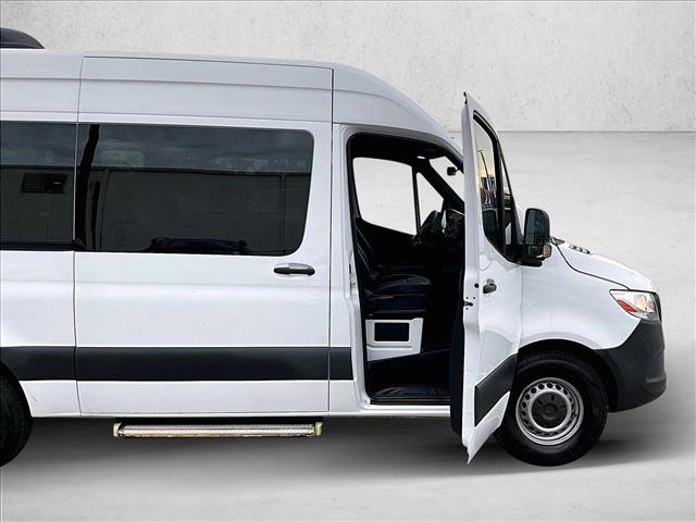 Used 2022 Mercedes-Benz Sprinter 2500 image 7