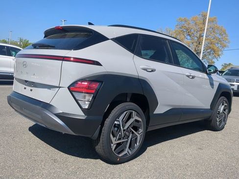 New 2026 Hyundai Kona SEL Premium AWD/4WD image 4