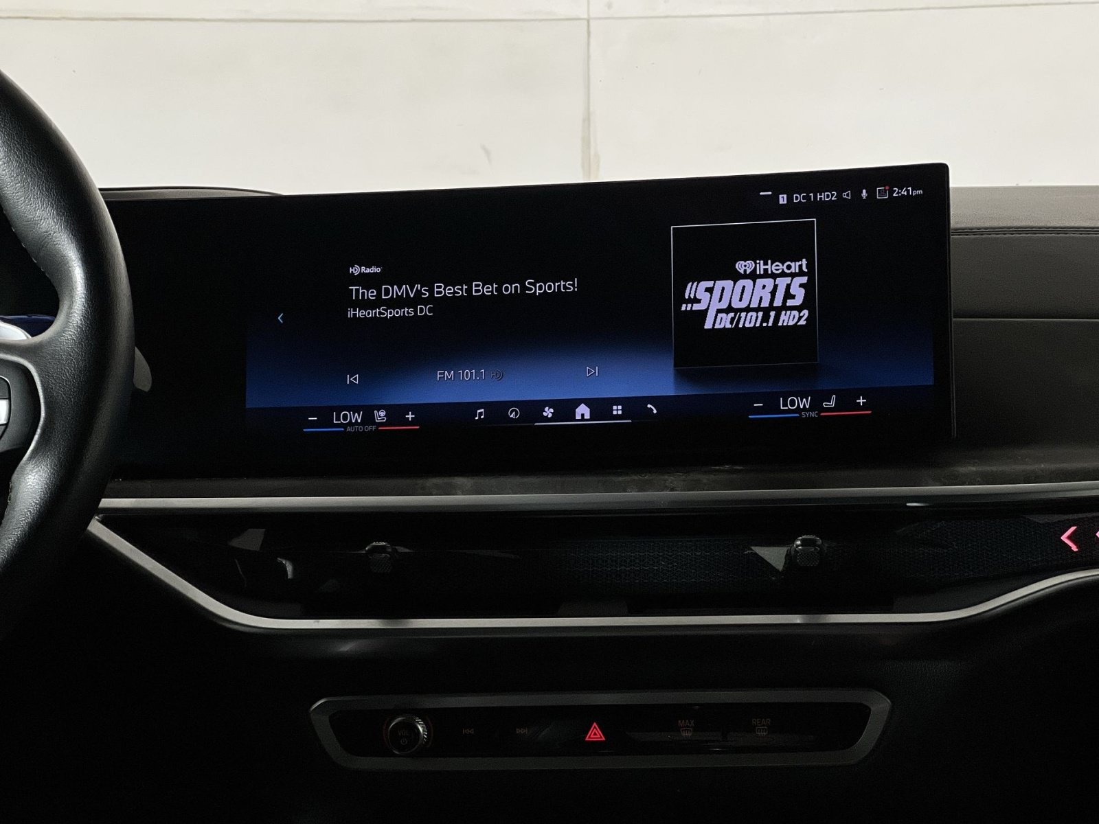 Used 2024 BMW X5 xDrive40i AWD/4WD image 18