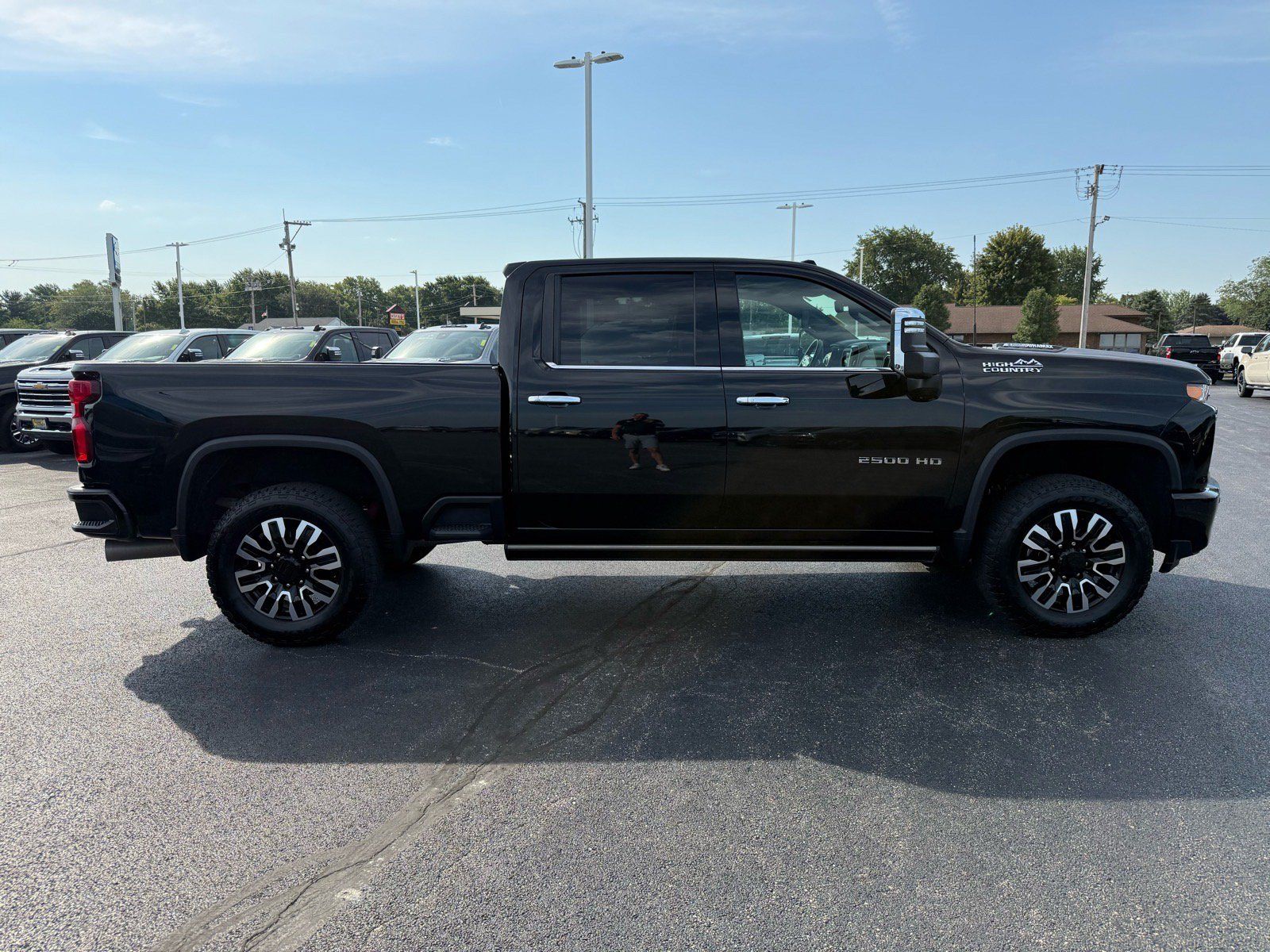Used 2022 Chevrolet Silverado 2500 High Country w/ Z71 Off-Road Package AWD/4WD image 6