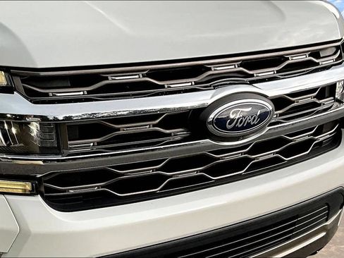 Used 2023 Ford Expedition King Ranch AWD/4WD image 35