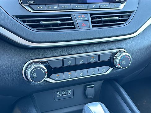 New 2025 Nissan Altima 2.5 S image 14