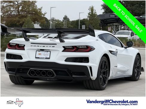 New 2027 Chevrolet Corvette ZR1 w/ ZR1 Carbon Fiber Aero Package RWD image 4