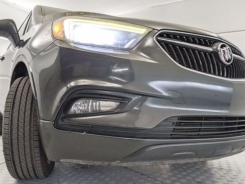 Used 2018 Buick Encore Essence AWD/4WD image 23