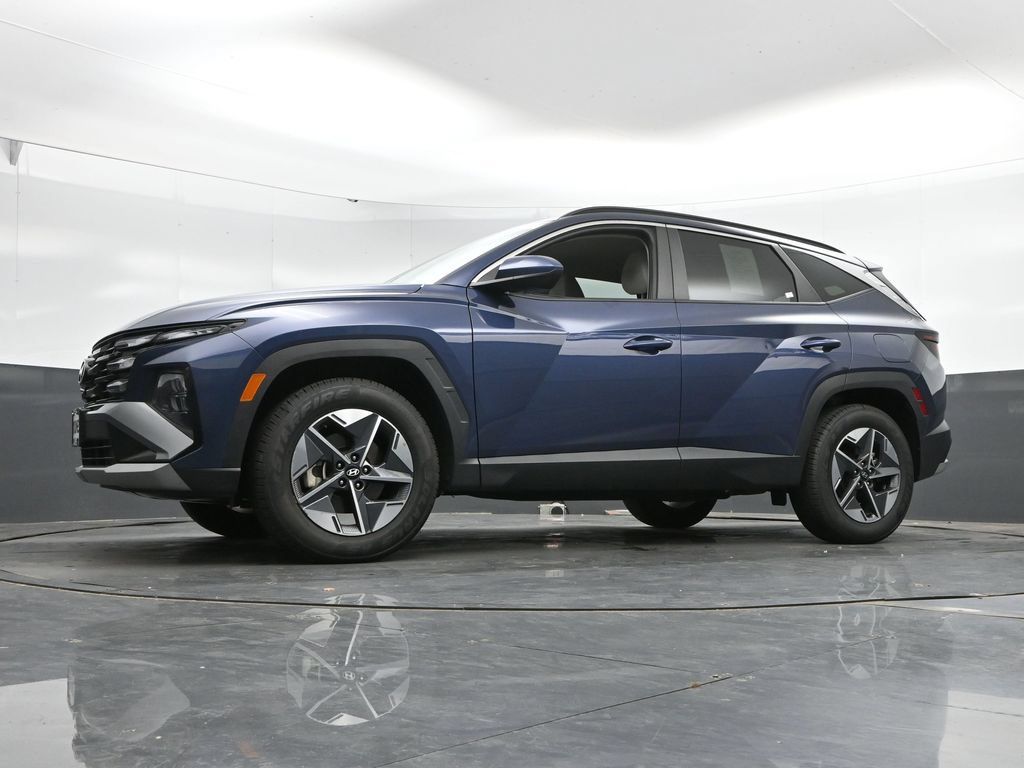 Certified 2025 Hyundai Tucson SEL AWD/4WD image 45