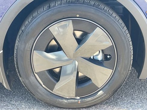 New 2026 Toyota Prius Plug-In Hybrid image 10