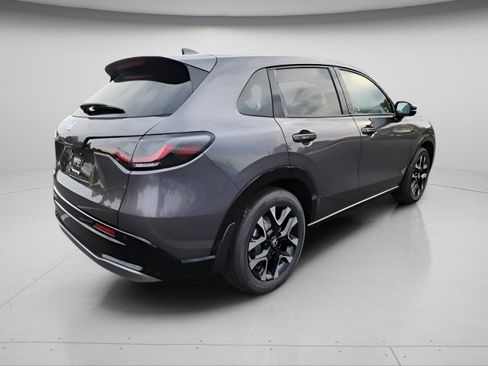 Used 2026 Honda HR-V EX-L image 8