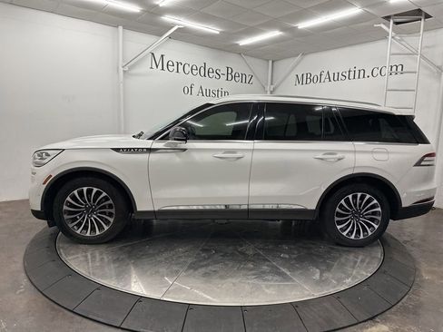 Used 2023 Lincoln Aviator Reserve w/ Equipment Group 201A image 4