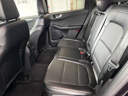 Certified 2024 Ford Escape Platinum AWD/4WD image 13