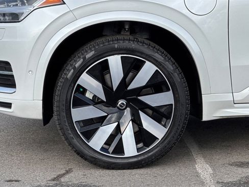 Certified 2023 Volvo XC90 T8 Ultimate w/ Protection Package Premier image 28