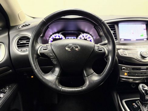 Used 2019 INFINITI QX60 Luxe w/ Essential Package image 18