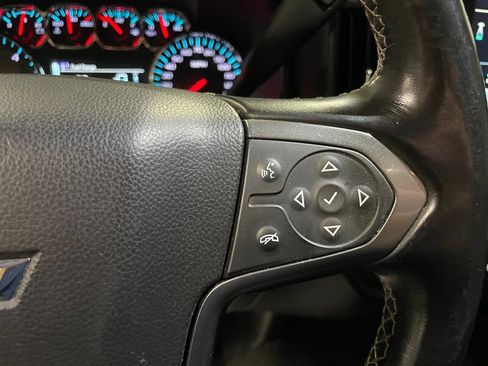 Used 2019 Chevrolet Silverado 1500 LT image 11