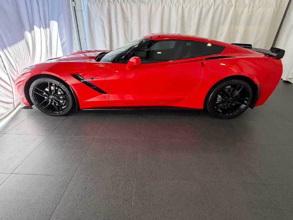 Used 2019 Chevrolet Corvette Stingray Coupe w/ 2LT Preferred Equipment Group RWD image 2