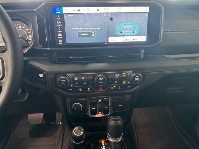 Used 2026 Jeep Gladiator Mojave AWD/4WD image 6