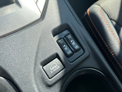 Used 2018 Subaru Crosstrek 2.0i Premium AWD/4WD image 41