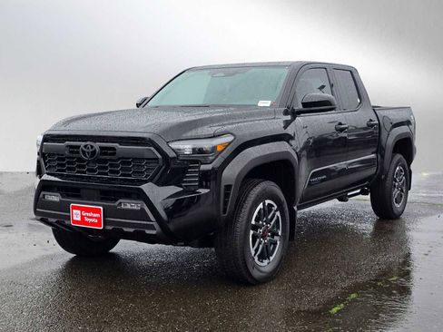 Certified 2025 Toyota Tacoma TRD Off-Road image 7