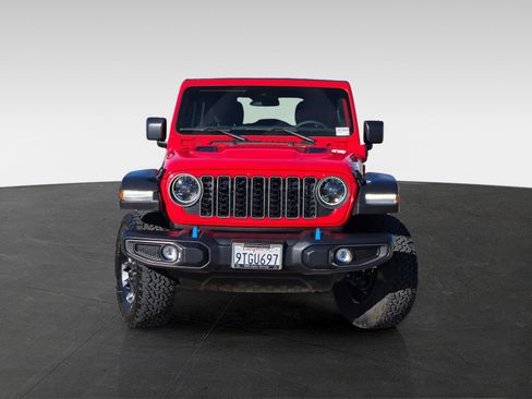 Used 2025 Jeep Wrangler Unlimited Rubicon 4xe w/ Convenience Group image 2