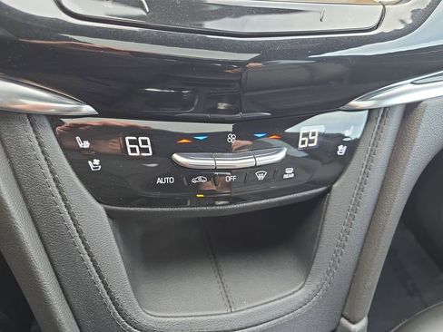 Used 2023 Cadillac XT6 Sport AWD/4WD image 28