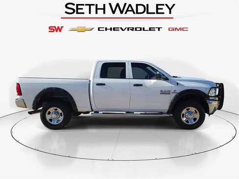 Used 2016 RAM 2500 Tradesman w/ Chrome Appearance Group image 8