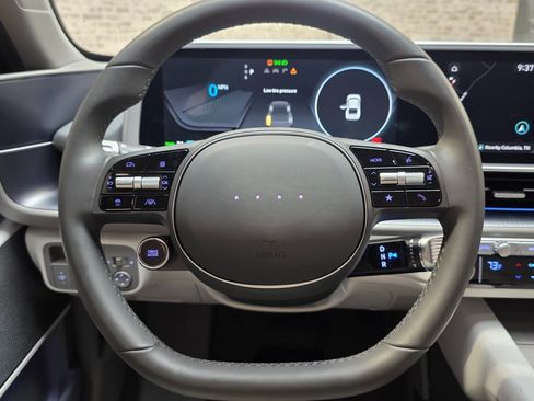 Certified 2025 Hyundai Ioniq 6 SEL image 18