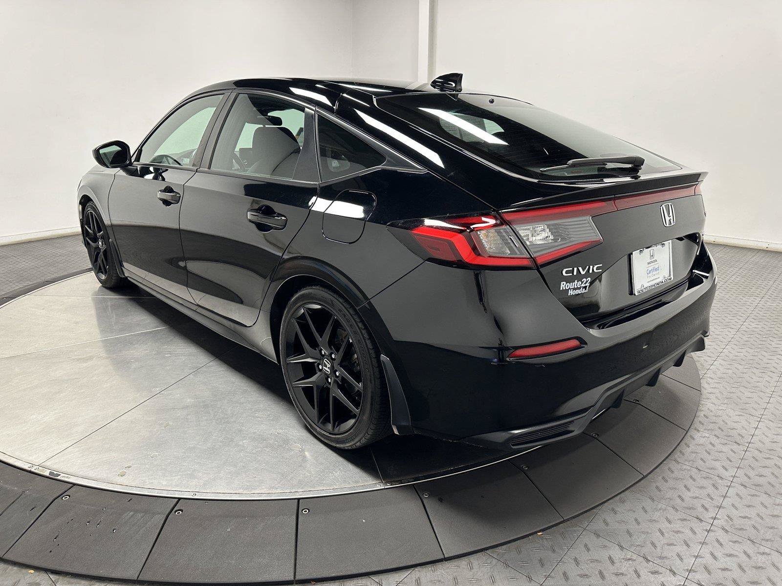 Used 2024 Honda Civic Sport image 9