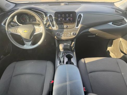 Used 2024 Chevrolet Malibu LT FWD image 23