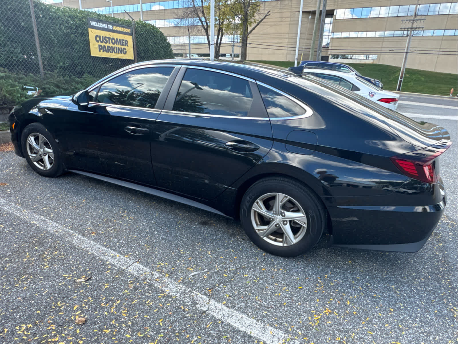 Used 2020 Hyundai Sonata SE FWD image 3