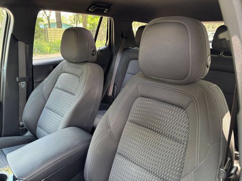 Used 2025 Chevrolet Equinox LT AWD/4WD image 31