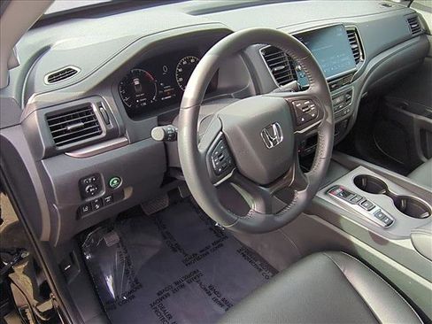 Used 2025 Honda Ridgeline RTL image 10