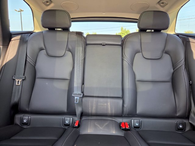 Certified 2023 Volvo XC60 B5 Ultimate FWD image 14