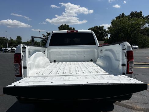 Used 2023 RAM 2500 Tradesman AWD/4WD image 21