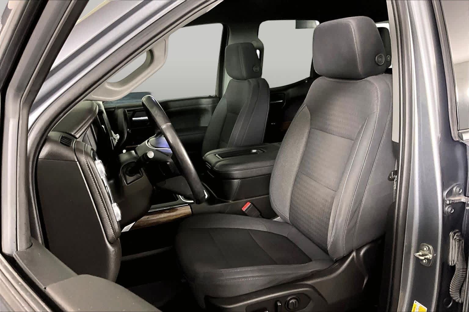 Used 2021 GMC Sierra 1500 Elevation RWD image 8