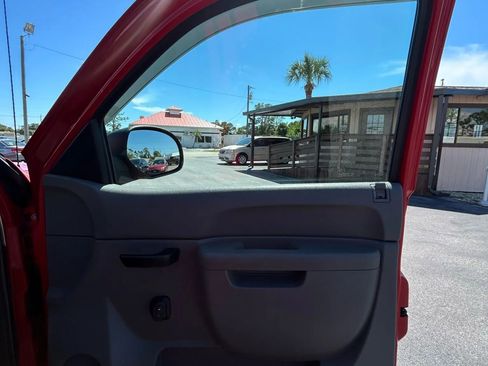 Used 2011 Chevrolet Silverado 1500 W/T image 14