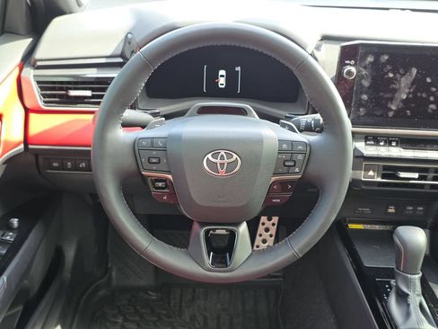 Used 2025 Toyota Camry XSE w/ Premium Plus Package AWD/4WD image 21