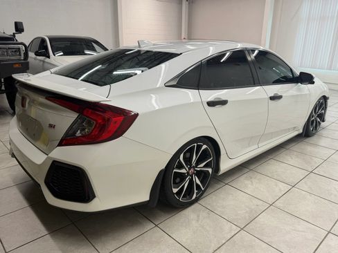 Used 2018 Honda Civic Si image 9