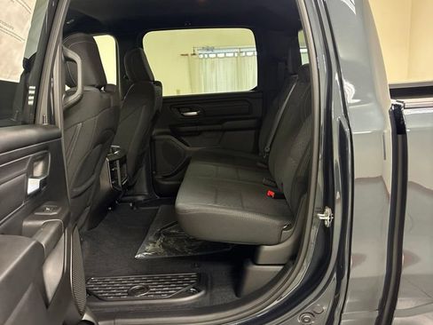New 2026 RAM 1500 Express AWD/4WD image 21