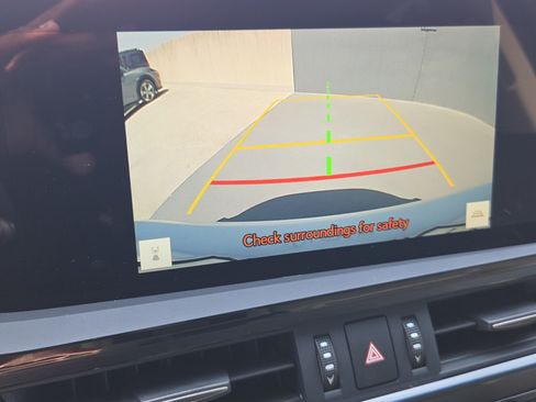 Used 2025 Lexus ES 350 w/ Accessory Package (Z2) FWD image 23