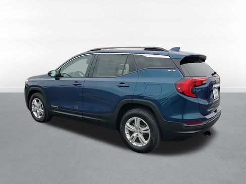 Used 2021 GMC Terrain SLE w/ Driver Convenience Package image 5