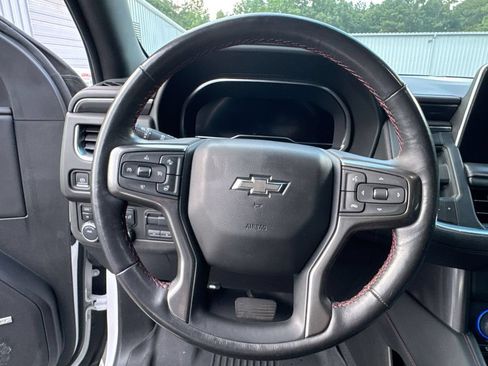 Used 2022 Chevrolet Suburban RST w/ Luxury Package AWD/4WD image 17