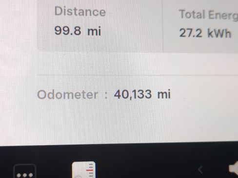 Used 2023 Tesla Model Y Performance image 30