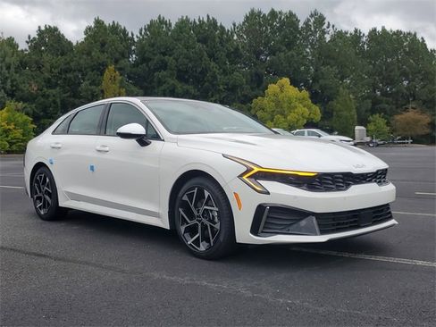 New 2026 Kia K5 EX image 3